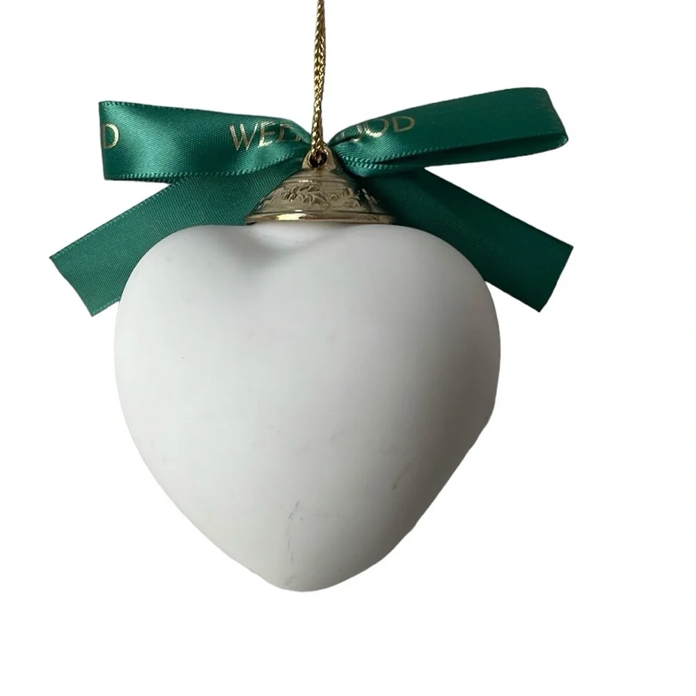 Wedgwood Matte 3D Heart Angel Cherub Ornament Not In Original Box